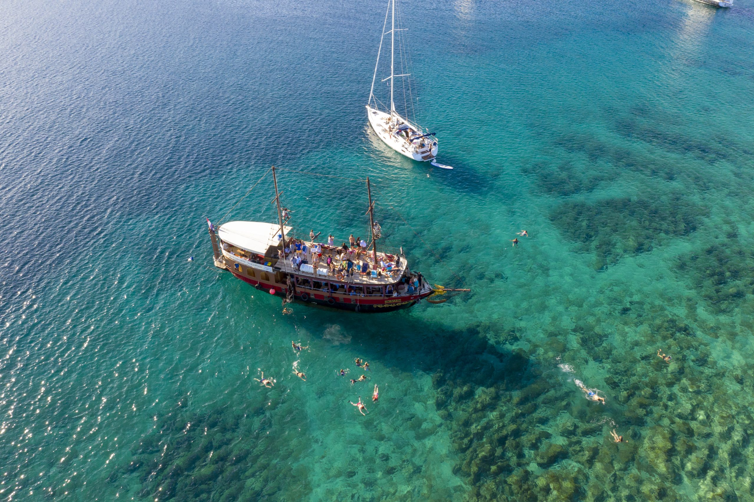 Pirate ship Blue lagoon
